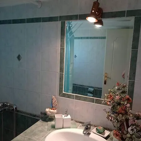 George Geust House Appartement Oropos Buitenkant foto